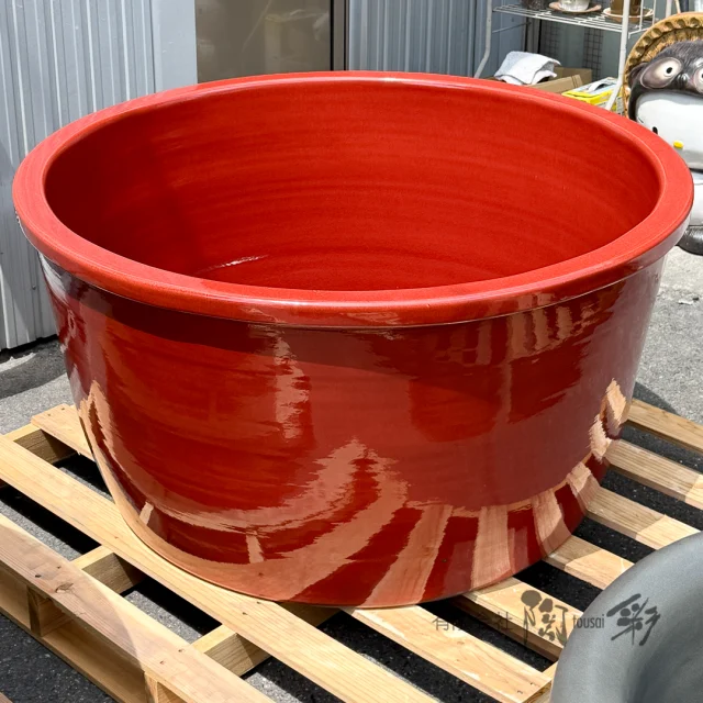 キキララ♥バスタブ形♥小物入れ♥陶器♥2018 意外とブレブレがよかったりする……📸 . . #VASARA