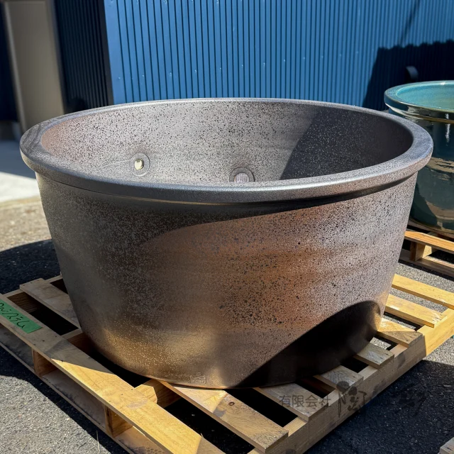 信楽焼 陶器浴槽 陶器風呂の元祖｜有限会社 陶彩