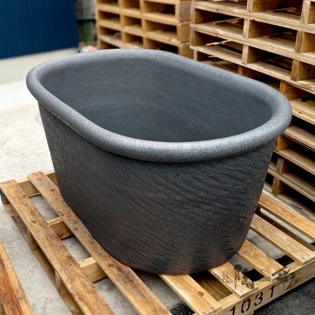 掛湯壺[HI-302]Φ600×H600 定価145,200-｜信楽焼 陶器浴槽 陶器風呂の
