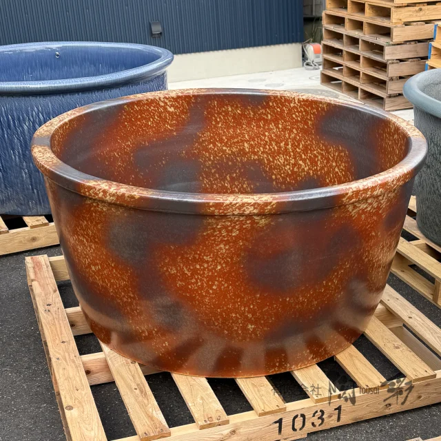 掛湯壺[HI-301]Φ700×H600 定価201,300- | 信楽焼 陶器浴槽 陶器風呂の